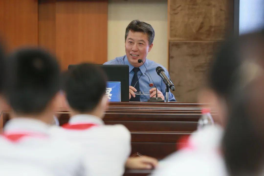 澳门挂牌,警惕虚假宣传落实,深度解答解释落实
